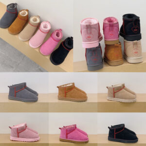 UGG8